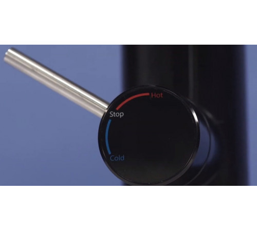 Водонагреватель Electrolux Taptronic (черный)