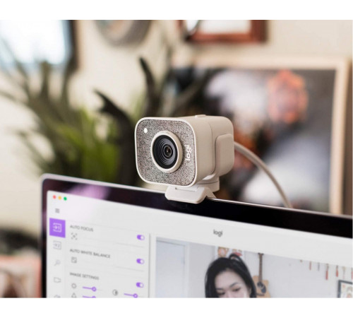 Веб-камера Logitech StreamCam (белый)
