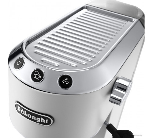 Рожковая кофеварка Delonghi Dedica EC 685.W