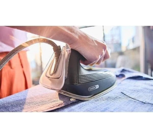Утюг Braun CareStyle 3 IS3257BK