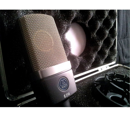 Akg C214
