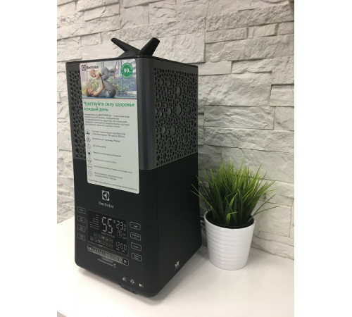 Увлажнитель воздуха Electrolux EHU-3810D
