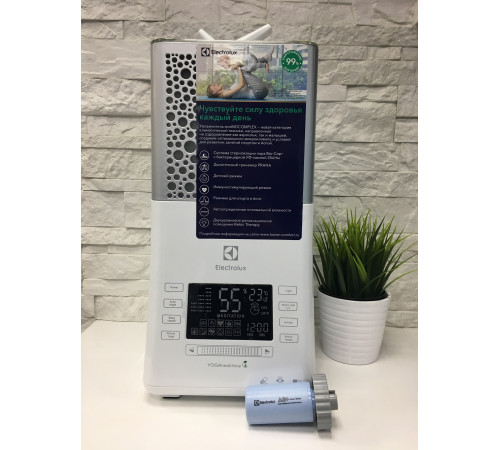 Увлажнитель воздуха Electrolux EHU-3815D