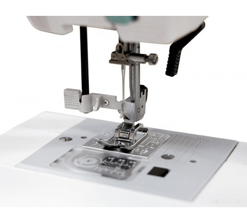 Компьютерная швейная машина Janome HD 6130