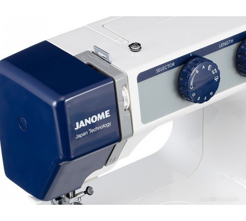 Электромеханическая швейная машина Janome SP901