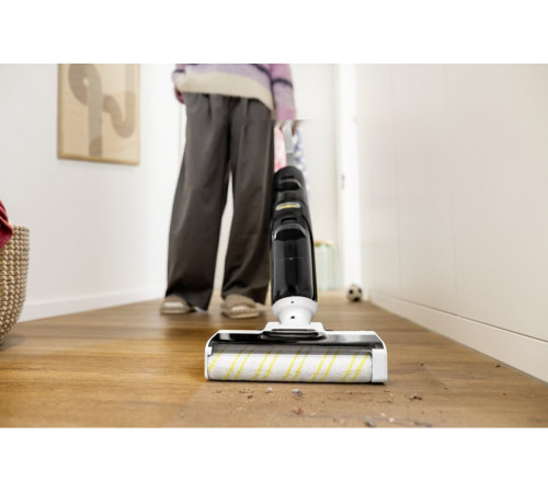 Вертикальный моющий пылесос Karcher FCV 4 1.056-131.0