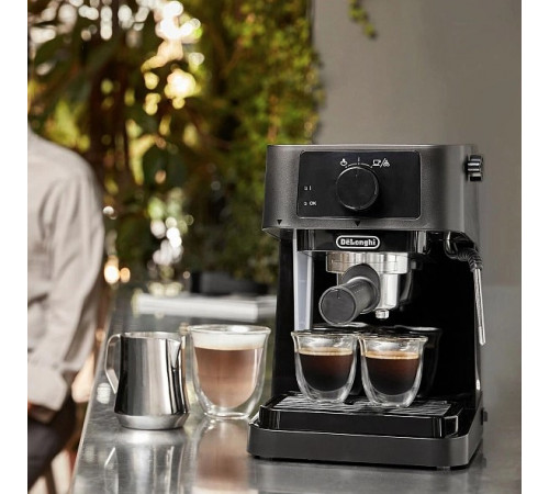 Рожковая помповая кофеварка Delonghi EC 230.BK