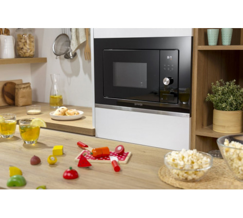 Микроволновая печь Gorenje BM201AG1X