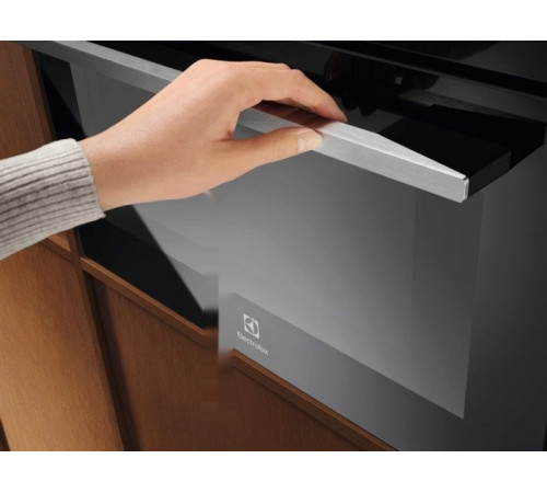 Микроволновая печь Electrolux MealAssist 700 KVMBE09X