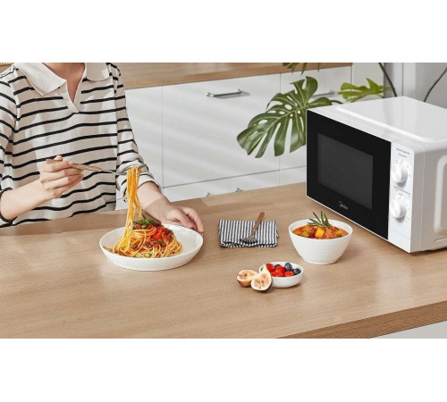 Микроволновая печь Midea MM719M2Z-W