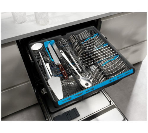 Посудомоечная машина Electrolux EES48200L