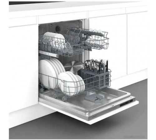 Посудомоечная машина Indesit DI 3C49 B