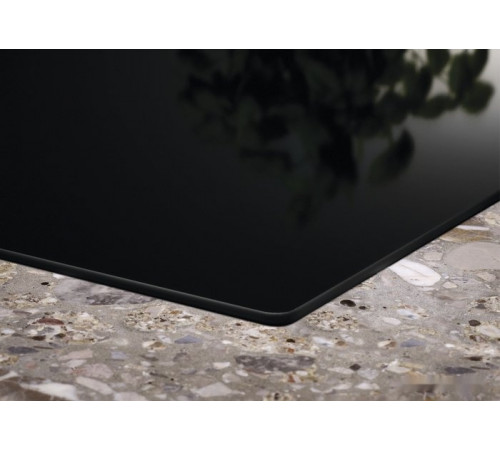 Варочная панель Electrolux Induction 300 Slim-Fit LIL61434C