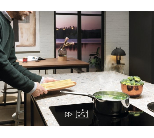 Варочная панель Electrolux Induction 300 Slim-Fit LIL61434C