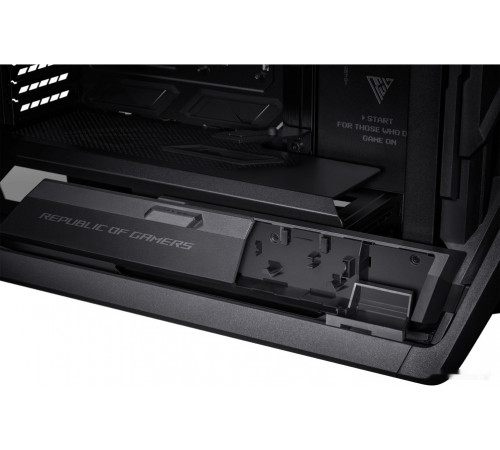 Корпус Asus ROG Hyperion GR701
