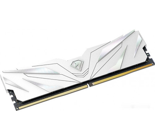 Модуль памяти Netac Shadow II White 8ГБ DDR4 3600МГц NTSWD4P36SP-08W