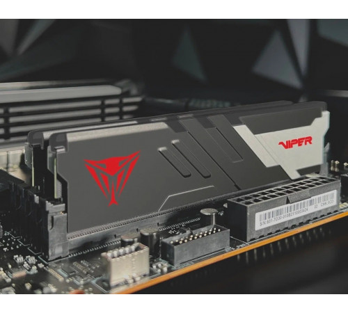 Модуль памяти Patriot Viper Venom RGB 2x8ГБ DDR5 5600МГц PVV516G560C40K
