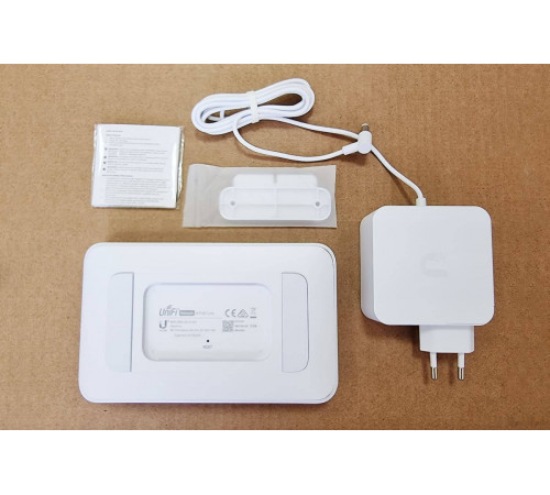 Коммутатор Ubiquiti UniFi Switch Lite 8 POE