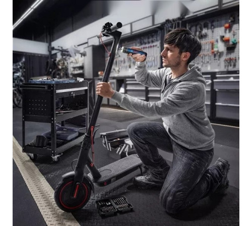 Электроотвертка Bosch Go Professional 06019H2200 (с АКБ, кейс)