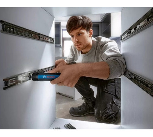 Электроотвертка Bosch Go Professional 06019H2200 (с АКБ, кейс)