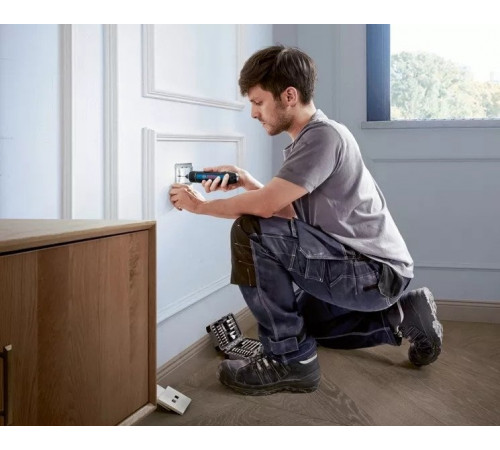 Электроотвертка Bosch Go Professional 06019H2200 (с АКБ, кейс)