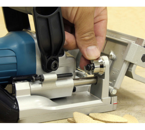 Фрезер Makita PJ7000