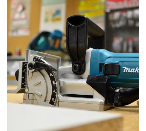 Фрезер Makita PJ7000