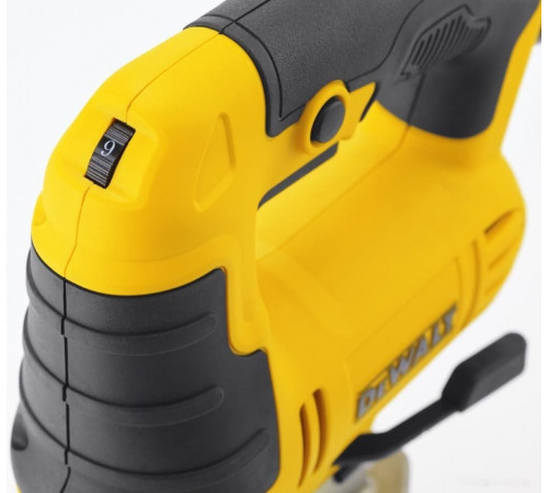 Лобзик DeWALT DWE349