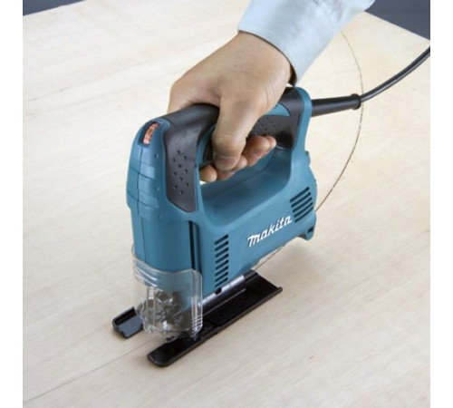 Лобзик Makita 4327