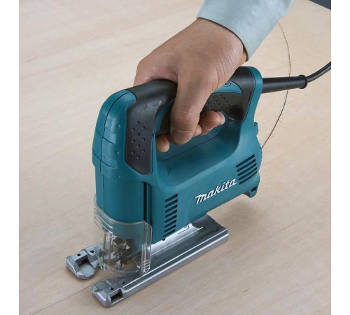 Лобзик Makita 4326