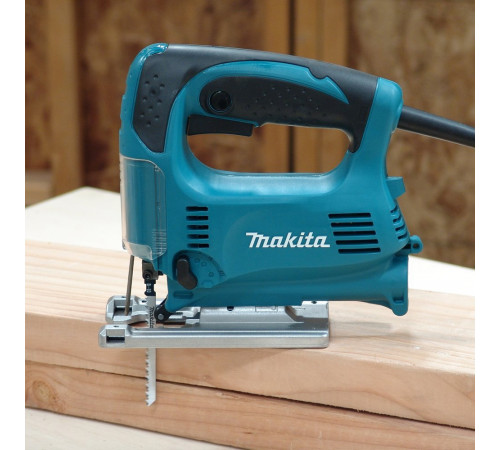 Лобзик Makita 4329