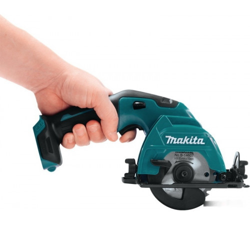 Дисковая пила Makita HS301DZ (без АКБ)