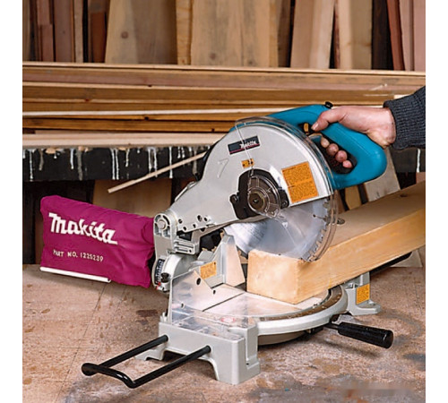 Торцовочная пила Makita LS1040N