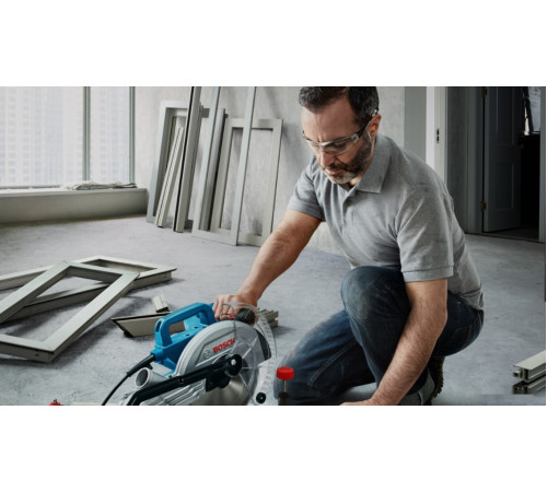 Дисковая (циркулярная) пила Bosch GCM 216 Professional 0601B33000