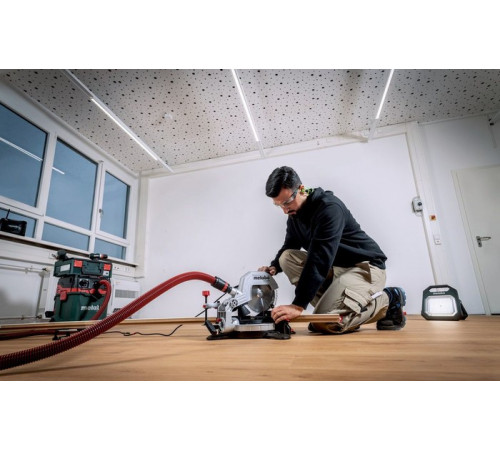 Дисковая (циркулярная) пила Metabo KS 216 M 610216000