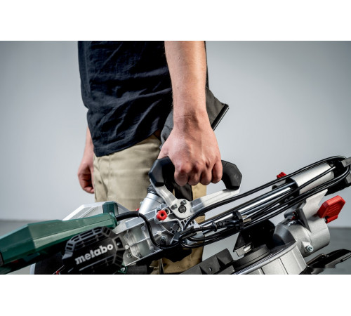 Торцовочная пила Metabo KGS 254 M 613254000