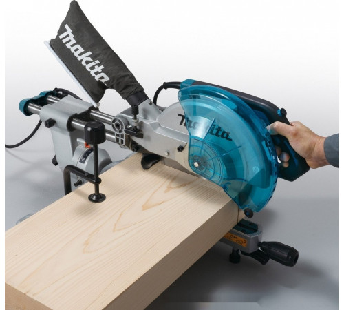 Торцовочная пила Makita LS1110F