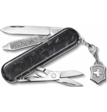 Туристический нож Victorinox Classic Brilliant Carbon 0.6221.90 (черный/серебристый)