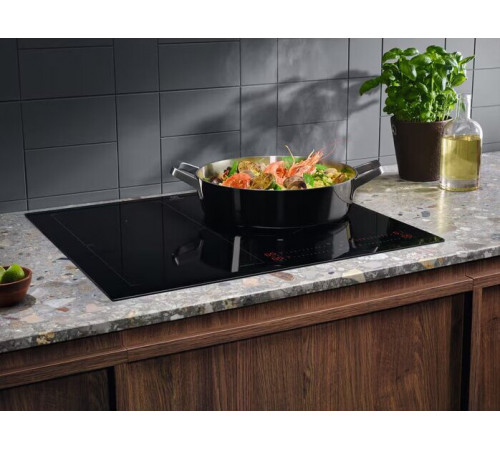 Варочная панель Electrolux EIS62453