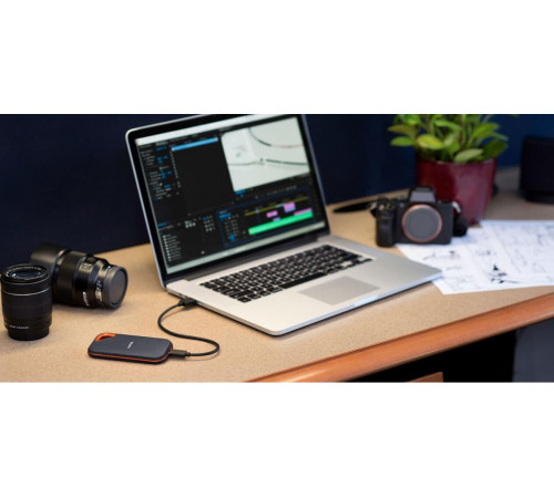 Внешний жёсткий диск SanDisk Extreme Pro Portable V2 SDSSDE81-2T00-G25 2TB