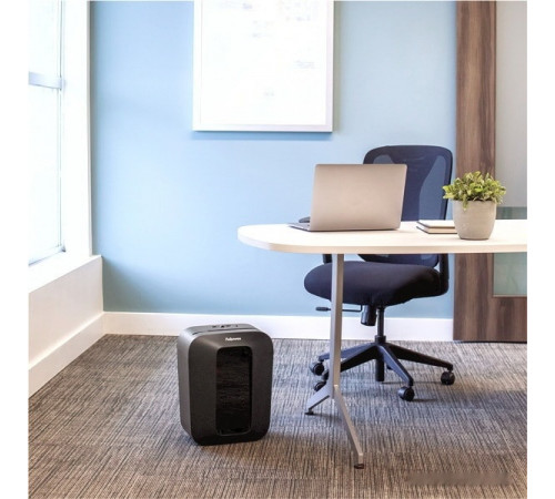 Шредер Fellowes PowerShred LX50 (черный)