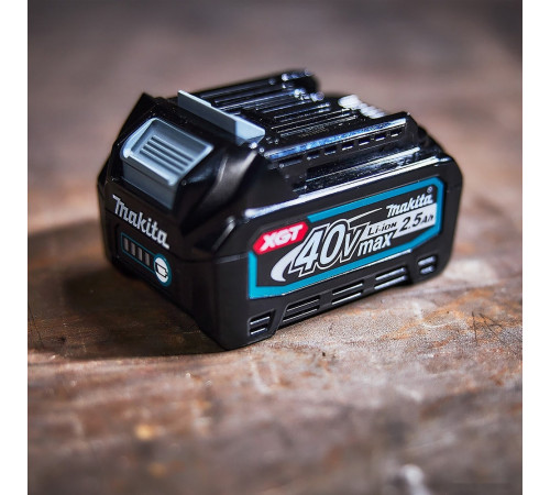 Аккумулятор для инструмента Makita BL4025 191B36-3 (40В/2.5 Ah)
