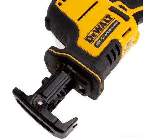 Сабельная пила DeWALT DCS369N-XJ (без АКБ)