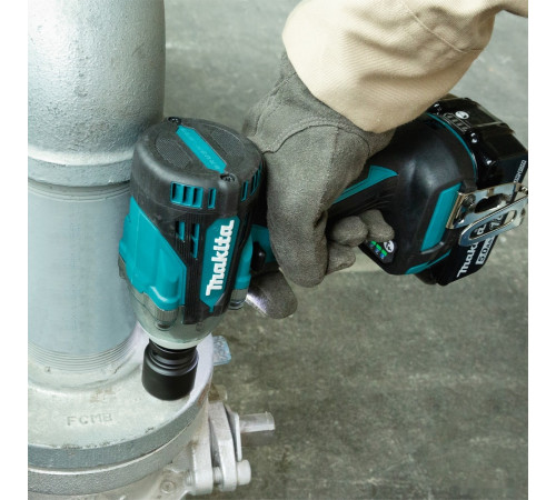 Гайковерт Makita DTW300RTJ (с 2-мя АКБ)