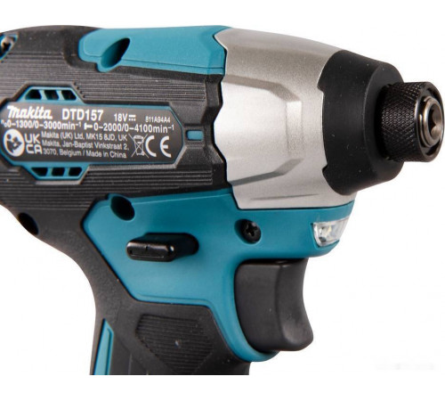 Винтоверт Makita DTD157RTJ (с 2-мя АКБ, кейс )