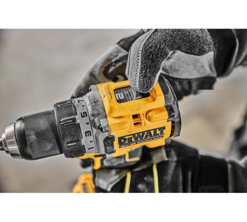 Дрель-шуруповерт DeWALT DCD800E1T (с 1-им АКБ 1.7 Ач, кейс)