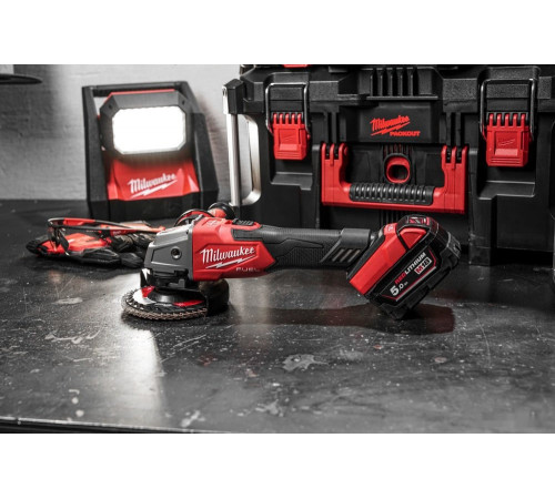 Угловая шлифмашина Milwaukee M18 FSAG125XB-502X Fuel 4933478430 (с 2-мя АКБ)
