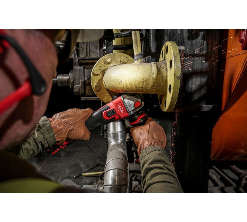 Угловая шлифмашина Milwaukee M18 FSAG125XB-502X Fuel 4933478430 (с 2-мя АКБ)