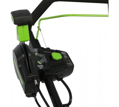 Снегоуборщик Greenworks GD82ST (с АКБ 5 А/ч)