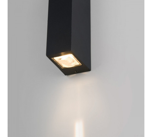 Уличный настенный светильник Elektrostandard Blaze LED 35136/W (черный)